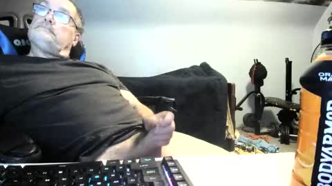 Snapshot of wowsers2022 chatting on October 4, 10:20 am wowsers2022 online show from October 4, 10:20 am