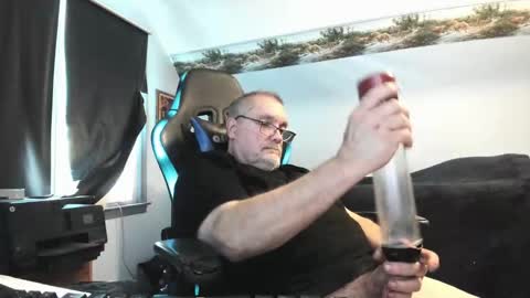 Snapshot of wowsers2022 chatting on September 12, 8:20 pm wowsers2022 online show from September 12, 8:20 pm