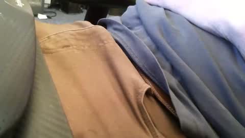 wrangleat0r online show from January 6, 1:31 am