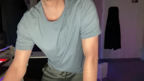 wulffi95 online show from February 14, 1:00 am