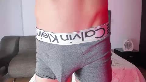 wyatt online show from November 3, 1:35 pm