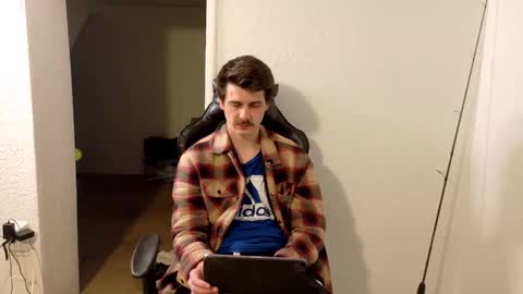 Wyatt online show from April 13, 5:46 pm