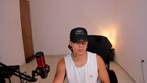 the boy x online show from October 19, 10:57 pm