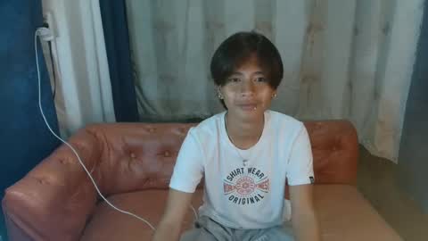 x_lee06 online show from January 31, 7:11 pm