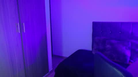 x_miller online show from September 22, 3:06 am