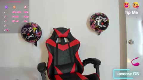 Snapshot of xaandergrey chatting on October 18, 7:41 pm xaanderGrey online show from October 18, 7:41 pm