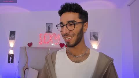 ISSANDER online show from March 12, 7:38 pm