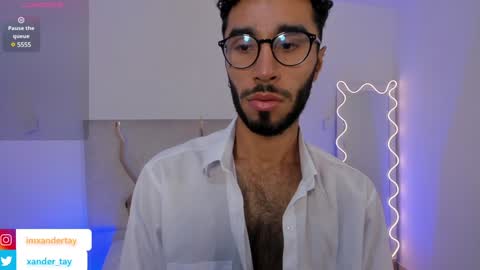 ISSANDER online show from January 29, 8:04 pm