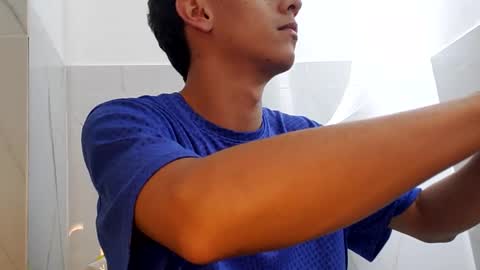 Andres online show from February 12, 5:47 am