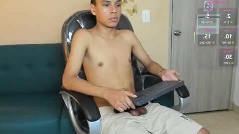 xavier fox   online show from November 7, 6:06 am