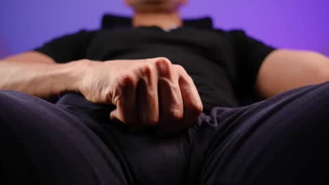 xavierloyd3 online show from December 21, 3:47 am