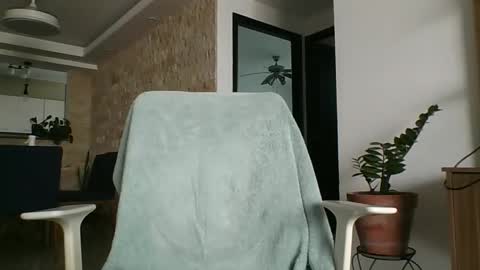 xavii31 online show from October 1, 1:48 pm