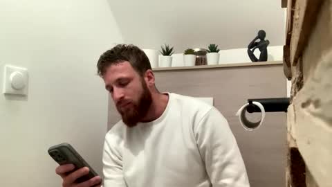 xavou779 online show from November 9, 10:47 pm