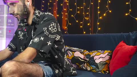 XoRylan online show from January 9, 6:15 pm