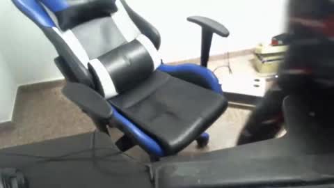 xoxopum online show from January 19, 9:34 pm