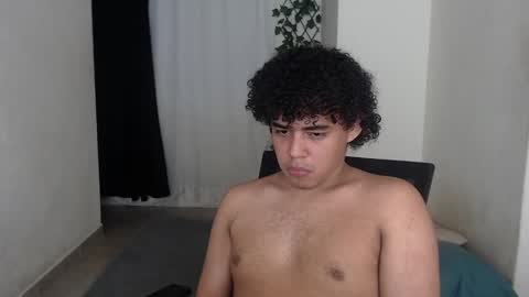 Snapshot of xtranherr chatting on December 23, 2:24 am xtranherr online show from December 23, 2:24 am