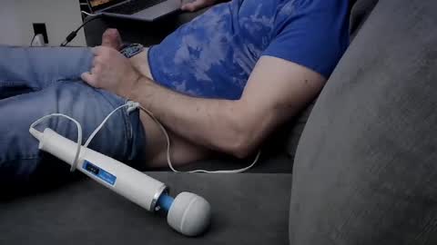 Snapshot of xxsfkxx chatting on October 8, 6:56 pm So Fkn Kool online show from October 8, 6:56 pm