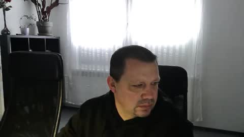 Eddi online show from February 10, 7:46 am