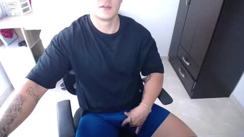 xxx_3d online show from March 3, 9:01 pm