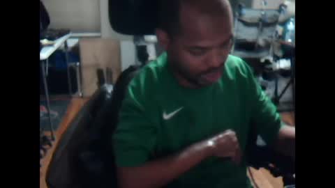 xxxonwheelz online show from February 16, 12:52 am