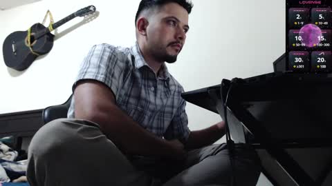 jack thopmson  online show from December 22, 11:42 pm