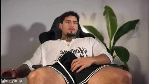 yamp sambrano online show from February 15, 11:35 pm