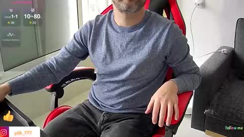 Maxi online show from December 5, 11:39 am