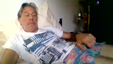 yeah_baby6988 online show from June 30, 2:12 am