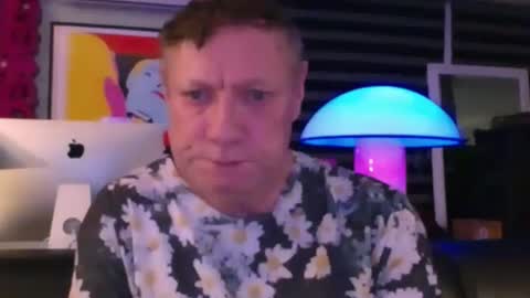 Snapshot of yessex247 chatting on February 23, 4:33 am yessex247 online show from February 23, 4:33 am