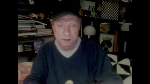 Snapshot of yessex247 chatting on October 25, 3:19 am yessex247 online show from October 25, 3:19 am