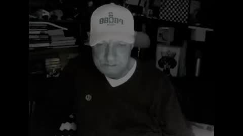 Snapshot of yessex247 chatting on October 16, 2:08 am yessex247 online show from October 16, 2:08 am