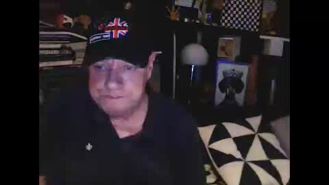 Snapshot of yessex247 chatting on October 11, 4:38 am yessex247 online show from October 11, 4:38 am