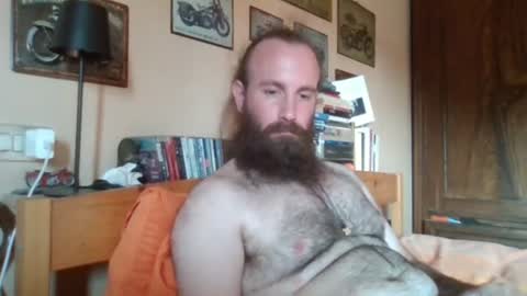 yeti_92 online show from July 23, 4:15 pm