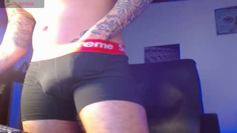 Snapshot of yio__cohen chatting on February 5, 6:46 am yio cohen  online show from February 5, 6:46 am