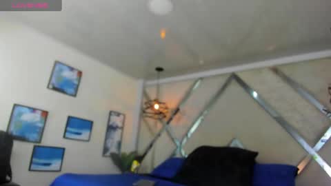 Yiyo online show from January 4, 4:23 am