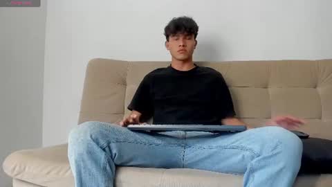 yizus_bonz online show from July 20, 10:33 pm