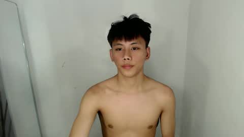 ynotyu online show from April 7, 5:24 pm