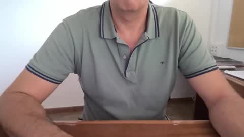 Snapshot of yo47 chatting on October 21, 2:20 pm Yo47 online show from October 21, 2:20 pm