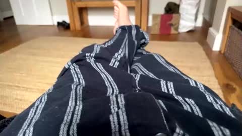 yorkiemanuk online show from March 8, 10:52 am