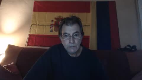 yosep online show from November 1, 9:35 am