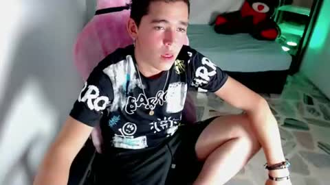 YOSEP online show from June 20, 3:44 am