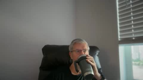 Colorado Guy Straight online show from June 3, 1:02 pm