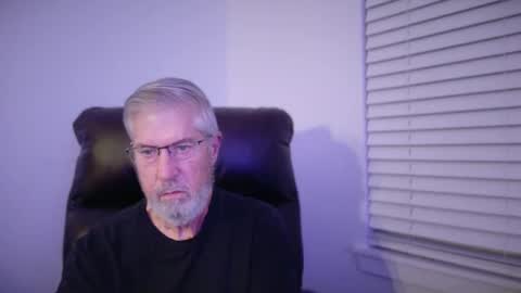 Colorado Guy Straight online show from October 27, 6:27 am