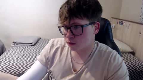 Max online show from June 6, 7:36 am