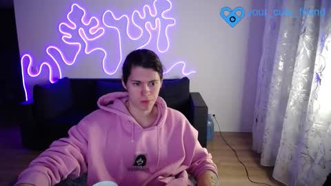 Fansly  online show from February 21, 8:43 pm