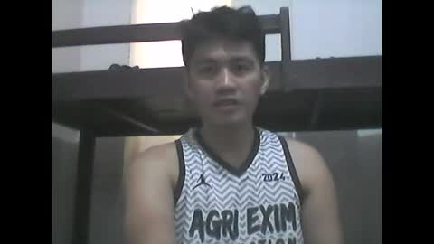 Snapshot of your_love_miaka chatting on October 23, 4:49 am your_love_miaka online show from October 23, 4:49 am