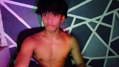 rainy online show from June 23, 11:29 pm