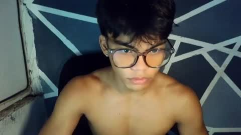 rainy online show from July 10, 10:33 pm