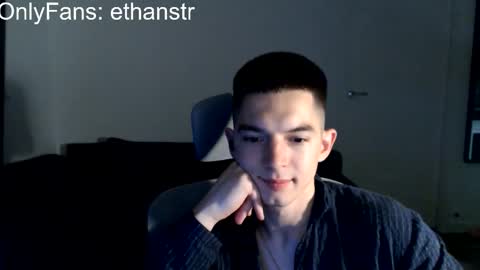 Snapshot of yourethan chatting on October 11, 9:30 pm yourethan online show from October 11, 9:30 pm