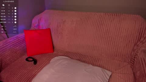 HAIRY wants to have a great time online show from December 17, 10:49 pm